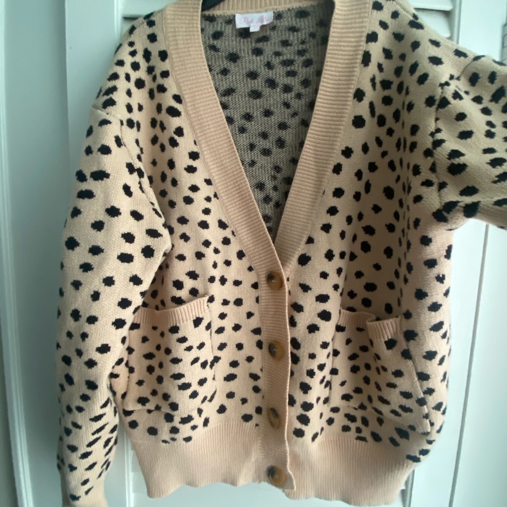 Pink Lily Leopard Sweater